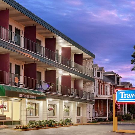 Travelodge By Wyndham Chambersburg Ngoại thất bức ảnh