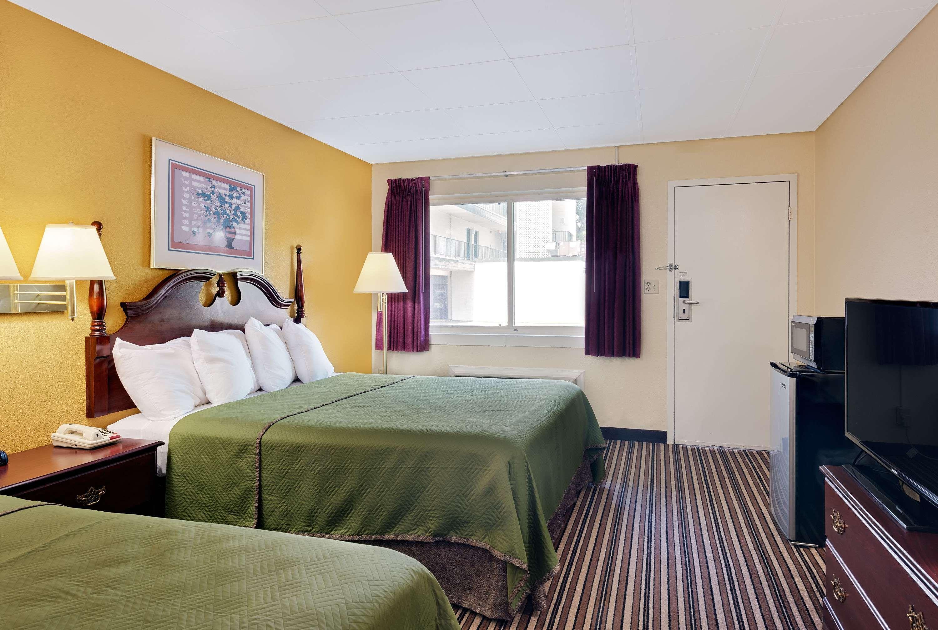 Travelodge By Wyndham Chambersburg Ngoại thất bức ảnh